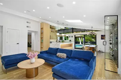 22253 Flanco Road, Woodland Hills, CA 91364 - Photo 9