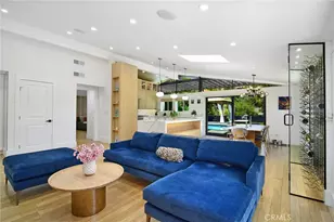 22253 Flanco Rd, Woodland Hills, CA 91364 - Photo 9