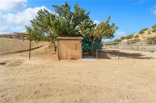 6535 Juniper Crest Rd, Agua Dulce, CA 91390 - Photo 61
