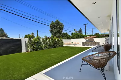 23409 Friar, Woodland Hills, CA 91367 - Photo 49