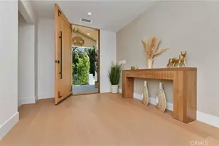 23409 Friar, Woodland Hills, CA 91367 - Photo 7