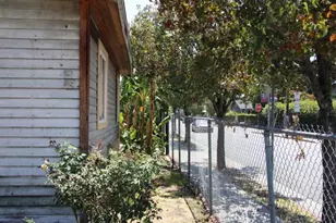 1301 N McCadden Pl, Los Angeles, CA 90028 - Photo 29