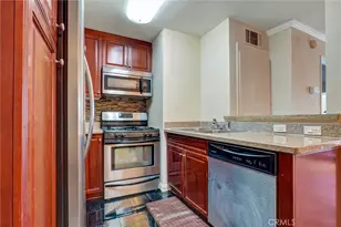 5545 Canoga Ave, Woodland Hills, CA 91367 - Photo 11
