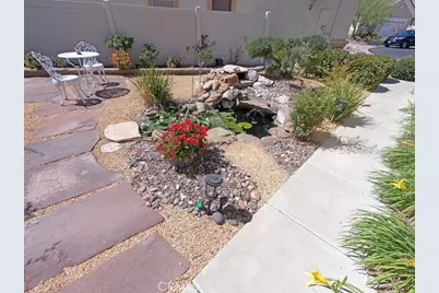 19611 Castle Harbor Court, Apple Valley, CA 92308 - Photo 3
