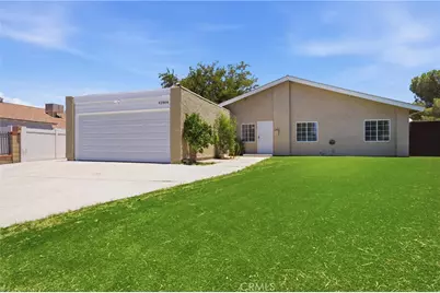 42804 Yew Street, Lancaster, CA 93536 - Photo 3