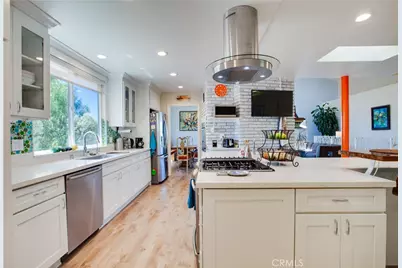 22459 Venido, Woodland Hills, CA 91364 - Photo 17