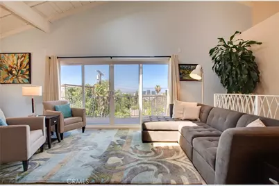 22459 Venido, Woodland Hills, CA 91364 - Photo 9