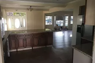 124 N Naomi, Burbank, CA 91505 - Photo 17