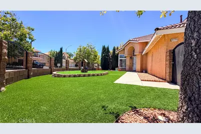 44333 Shad, Lancaster, CA 93536 - Photo 3