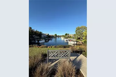 3935 Fairbreeze Circle, Westlake Village, CA 91361 - Photo 3
