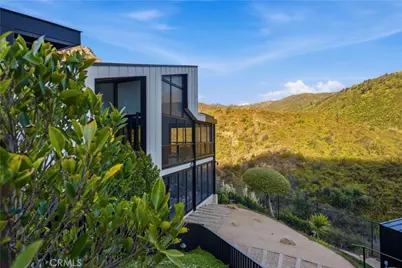 21656 Las Flores Heights, Malibu, CA 90265 - Photo 3