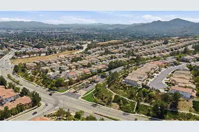 11515 Venezia Way, Porter Ranch, CA 91326 - Photo 37