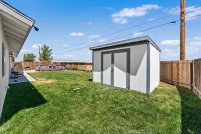 7821 Fir, California City, CA 93505 - Photo 39