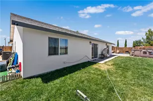 7821 Fir, California City, CA 93505 - Photo 41