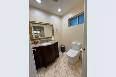 6828 Laurel Canyon Boulevard #211, North Hollywood, CA 91605 - Photo 11