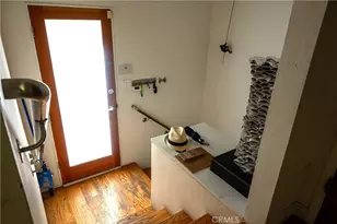 15515 Del Gado Dr, Sherman Oaks, CA 91403 - Photo 27