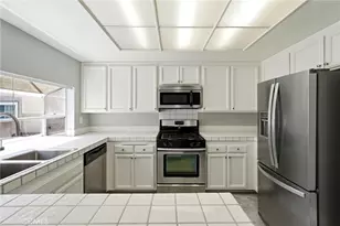 7109 Farralone, Canoga Park, CA 91303 - Photo 19