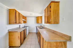 2005 W Oldfield, Lancaster, CA 93536 - Photo 9
