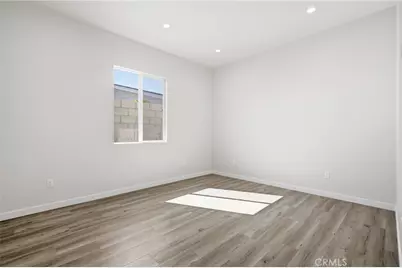 8302 Webb, Los Angeles, CA 91352 - Photo 25