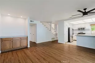 1063 Corbett Ln, Simi Valley, CA 93065 - Photo 13
