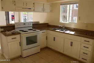 1308 Flower, Bakersfield, CA 93305 - Photo 5