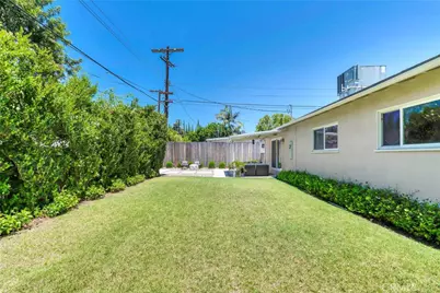 22334 Criswell Street, Woodland Hills, CA 91303 - Photo 33