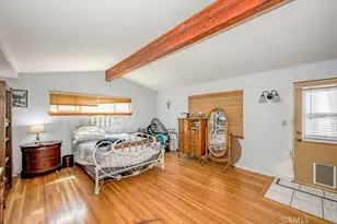 9956 Gaviota Ave, Granada Hills, CA 91343 - Photo 9