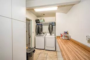 9956 Gaviota Ave, Granada Hills, CA 91343 - Photo 13
