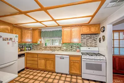 9956 Gaviota Avenue, Granada Hills, CA 91343 - Photo 7