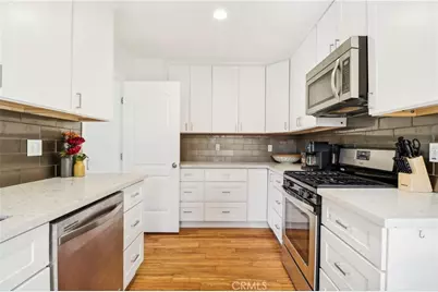 5617 Denny Avenue, North Hollywood, CA 91601 - Photo 7