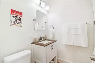 5617 Denny Ave, North Hollywood, CA 91601 - Photo 11