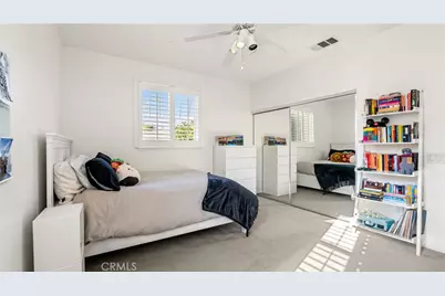 22238 Evening Star Court, Saugus, CA 91390 - Photo 51