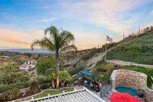 22238 Evening Star Ct, Saugus, CA 91390 - Photo 3