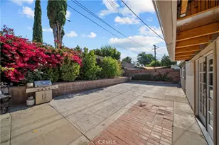19347 Four Oaks St, Canyon Country, CA 91351 - Photo 33