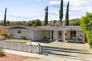 19347 Four Oaks St, Canyon Country, CA 91351 - Photo 3