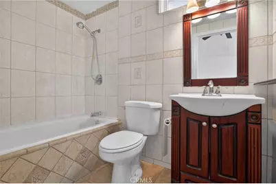 44520 Fenhold, Lancaster, CA 93535 - Photo 39