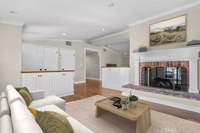 11240 Encino Avenue, Granada Hills, CA 91344 - Photo 19