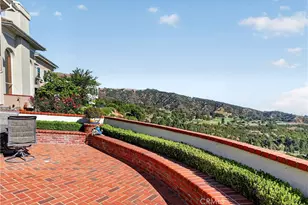 12325 Ridge Cir, Los Angeles, CA 90049 - Photo 39