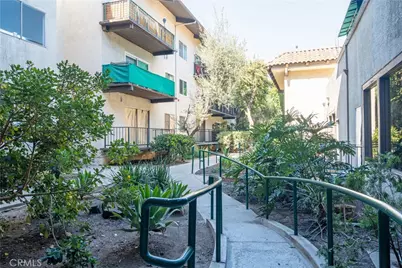 5460 White Oak Avenue #E129, Encino, CA 91316 - Photo 19