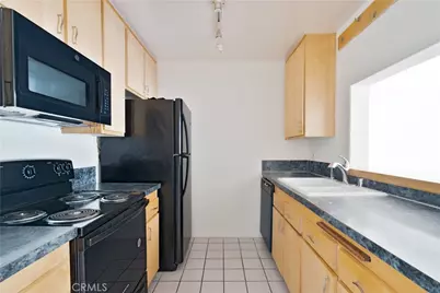 5460 White Oak Avenue #E129, Encino, CA 91316 - Photo 13