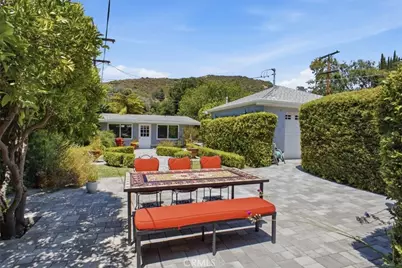 2049 E Glenoaks, Glendale, CA 91206 - Photo 25