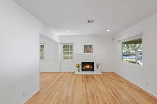 15460 Sylvan St, Van Nuys, CA 91411 - Photo 9