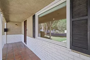 15460 Sylvan St, Van Nuys, CA 91411 - Photo 39