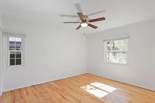 15460 Sylvan St, Van Nuys, CA 91411 - Photo 21