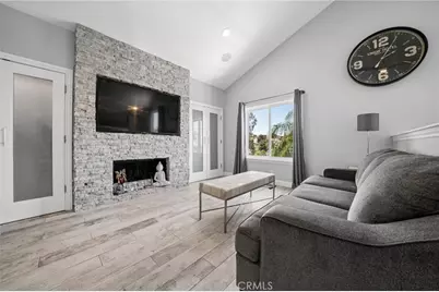 24238 Cary Court, Newhall, CA 91321 - Photo 37