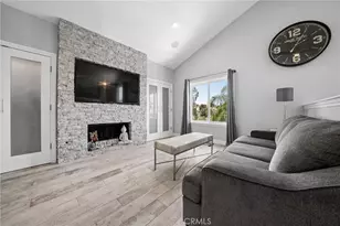 24238 Cary Ct, Newhall, CA 91321 - Photo 37