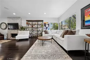 24238 Cary Ct, Newhall, CA 91321 - Photo 23