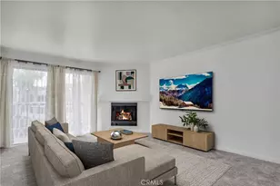 5500 Owensmouth Ave, Woodland Hills, CA 91367 - Photo 3