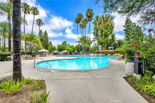 5500 Owensmouth Ave, Woodland Hills, CA 91367 - Photo 9