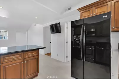 21025 Blythe Street, Canoga Park, CA 91304 - Photo 11